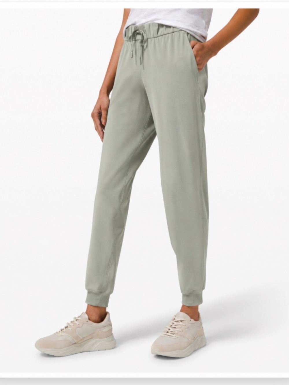 Lululemon On the Fly Athleisure Workout Jogger 28" *Luxtreme Green Size 6